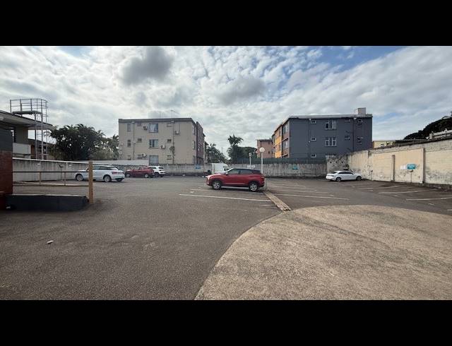 202M² OFFICE TO LET IN GLENWOOD